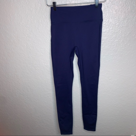 Fabletics Motion365 Trinity Hi Waisted Leggings Navy Blue - Picture 2 of 12